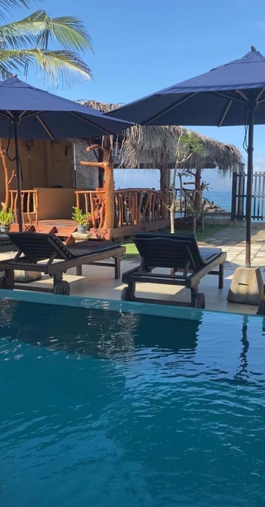 White Sand Villa - Beach Front Hikkaduwa Exterior photo